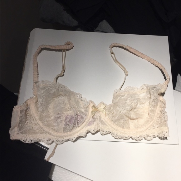 Excellent Ivory white Lace 32C sexy bralette bra - Picture 2 of 6